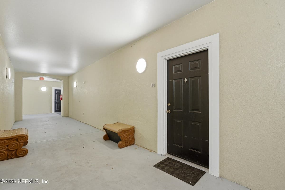8290 GATE Parkway W 503, Jacksonville, FL 32216, Jacksonville, FL - photo 2