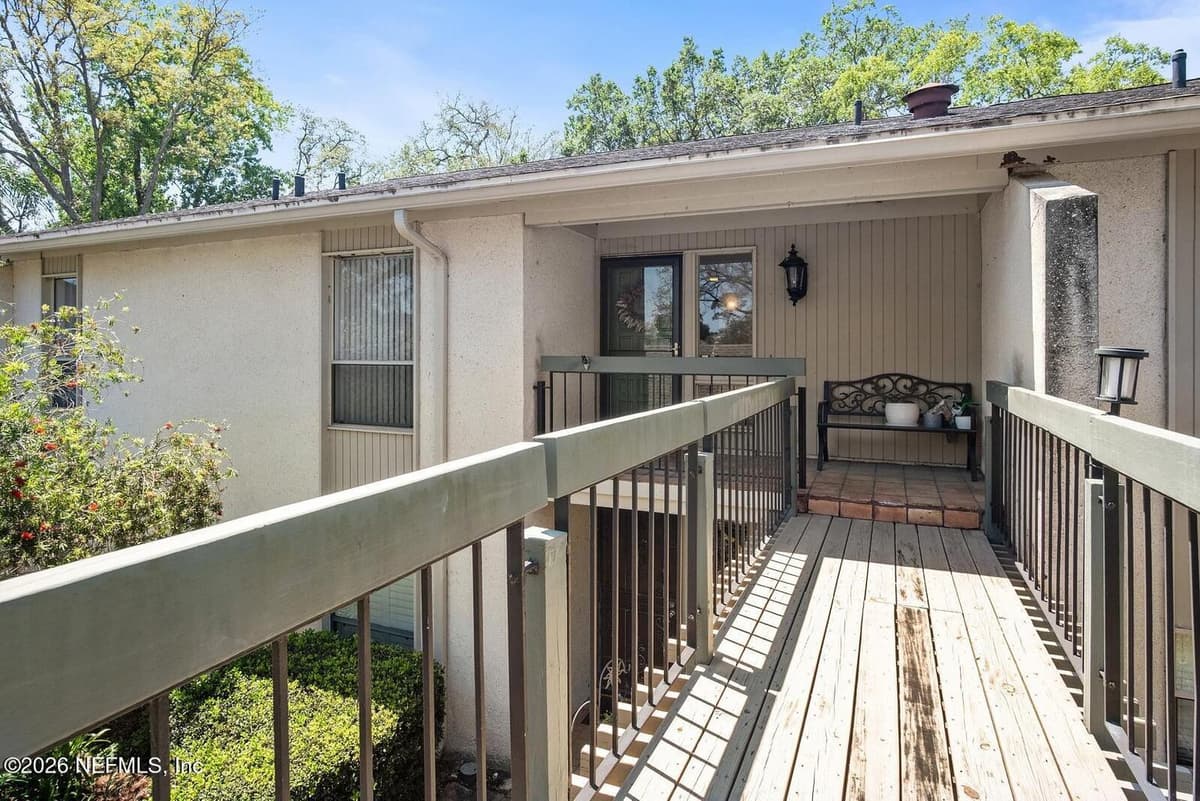 8012 HOLLYRIDGE Road 17, Jacksonville, FL 32256, Jacksonville, FL - photo 2