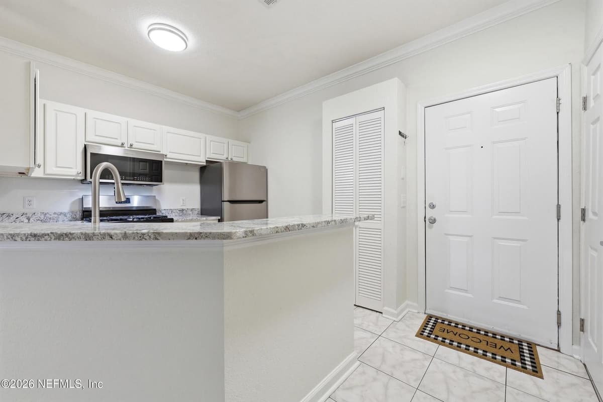 13810 SUTTON PARK Drive N 1425, Jacksonville, FL 32224, Jacksonville, FL - photo 2