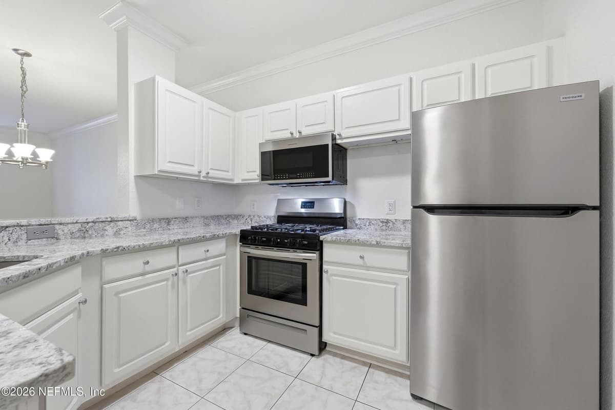 13810 SUTTON PARK Drive N 1425, Jacksonville, FL 32224, Jacksonville, FL - photo 3