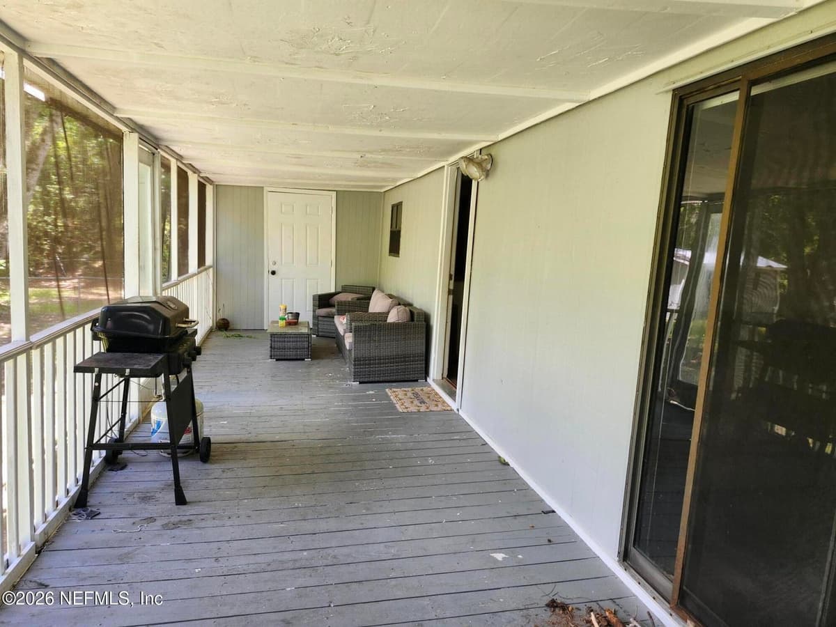 132 PALMETTO POINT Lane, San Mateo, FL 32187, San Mateo, FL - photo 2