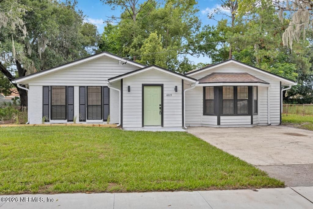 6015 ROYAL ESTATES Place, Jacksonville, FL 32277