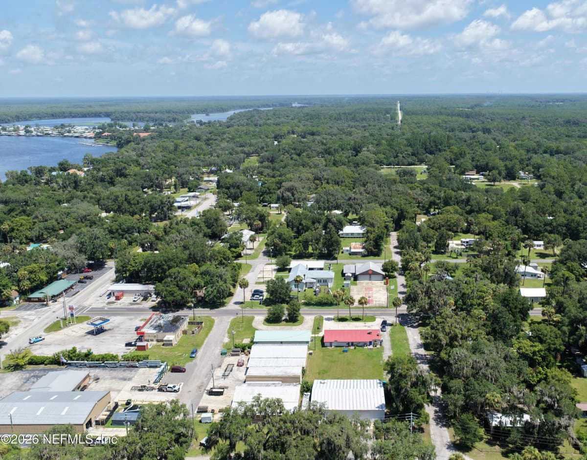 413 ELM Street, Welaka, FL 32193, Welaka, FL - photo 2