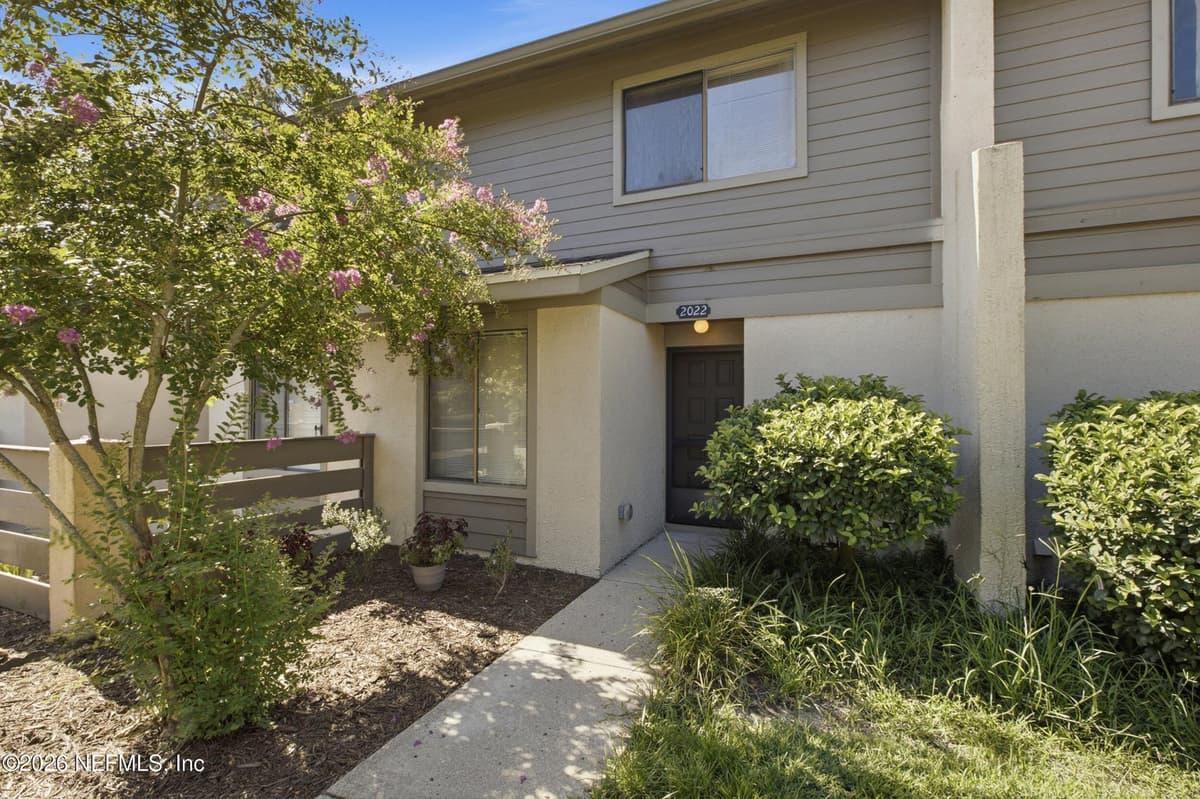 7623 BAYMEADOWS Circle W 2022, Jacksonville, FL 32256, Jacksonville, FL - photo 2