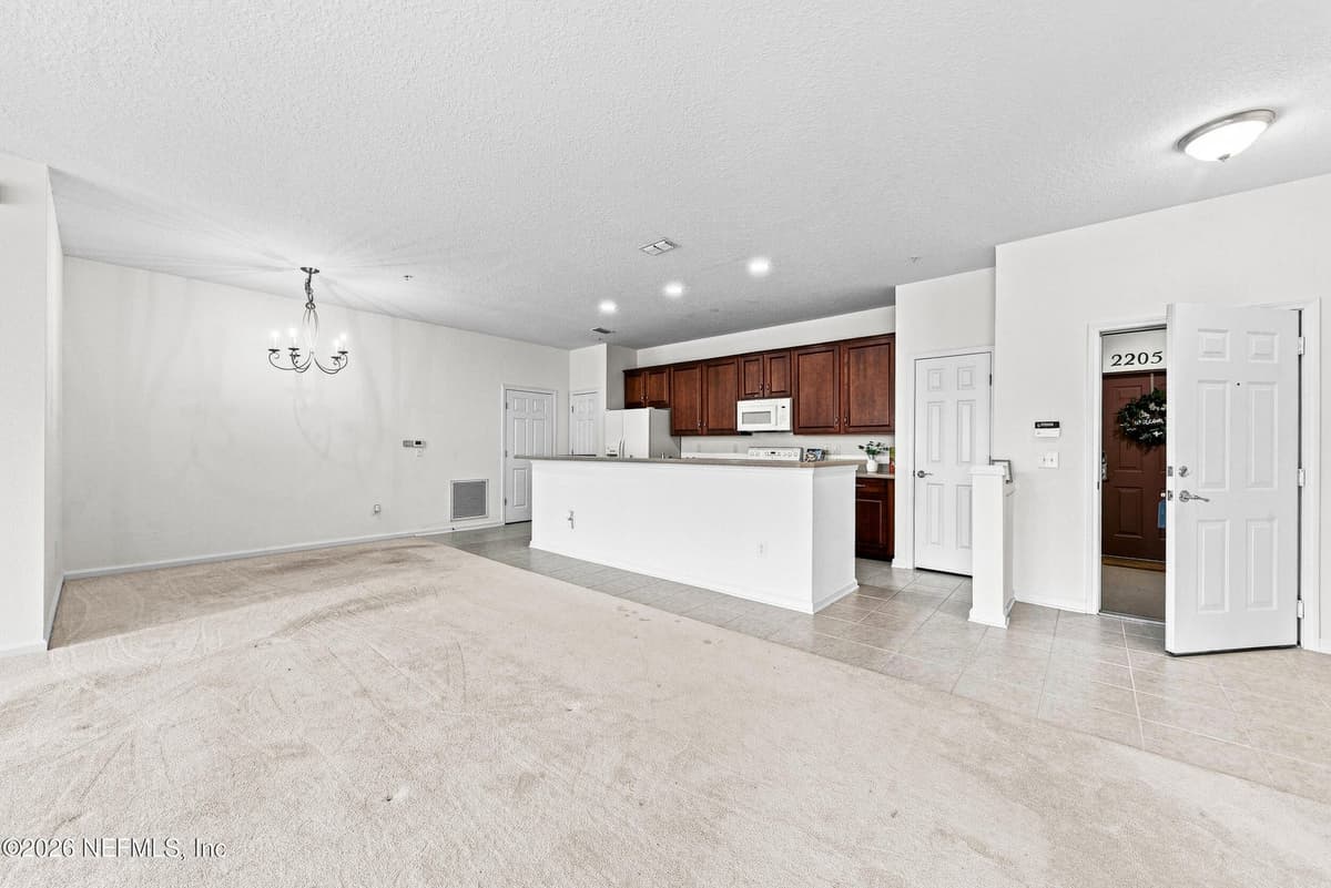 11251 CAMPFIELD Drive 2204, Jacksonville, FL 32256, Jacksonville, FL - photo 3