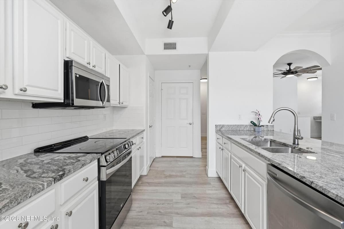 10075 GATE Parkway 701, Jacksonville, FL 32246, Jacksonville, FL - photo 3