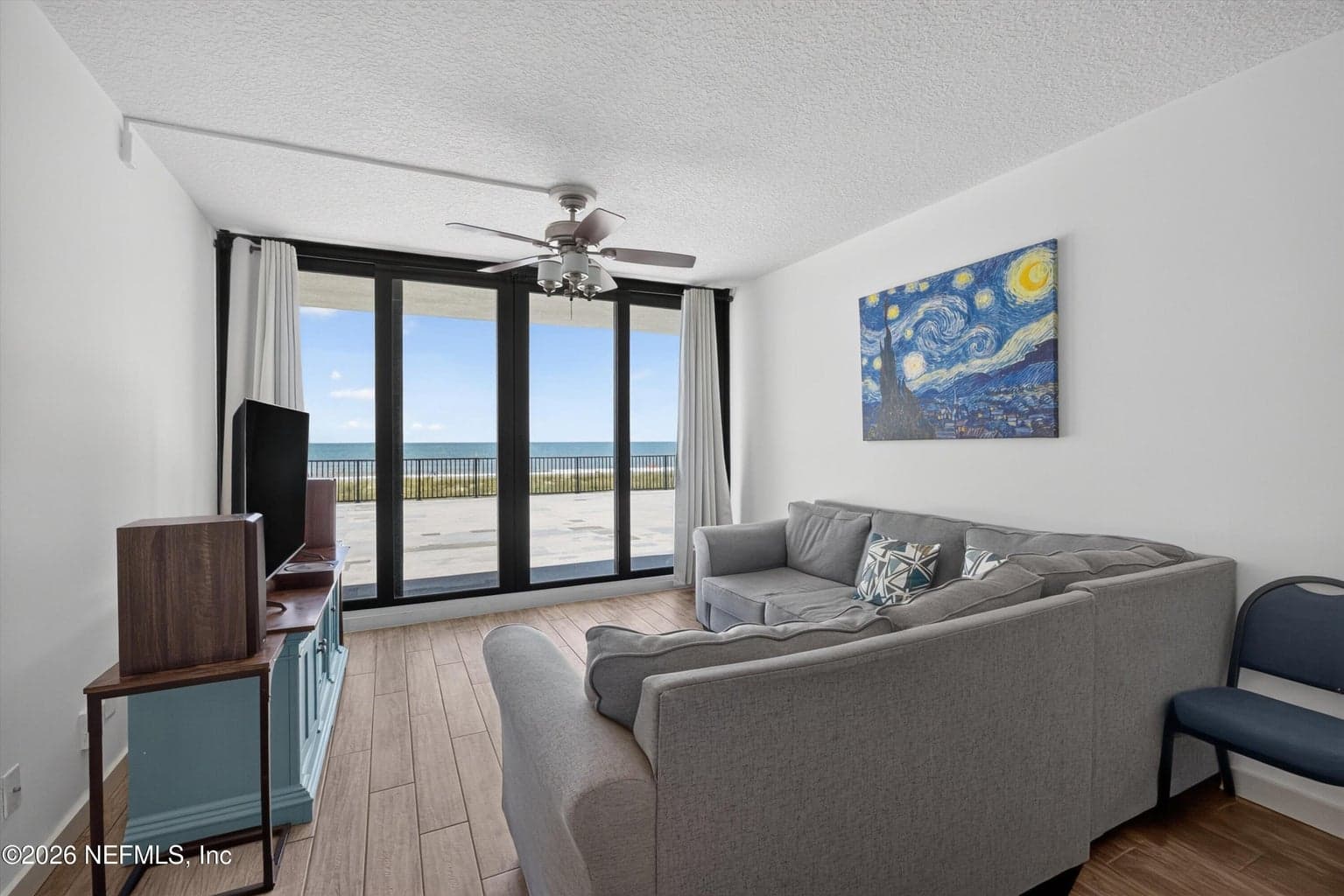 601 1ST Street S 2B, Jacksonville Beach, FL 32250