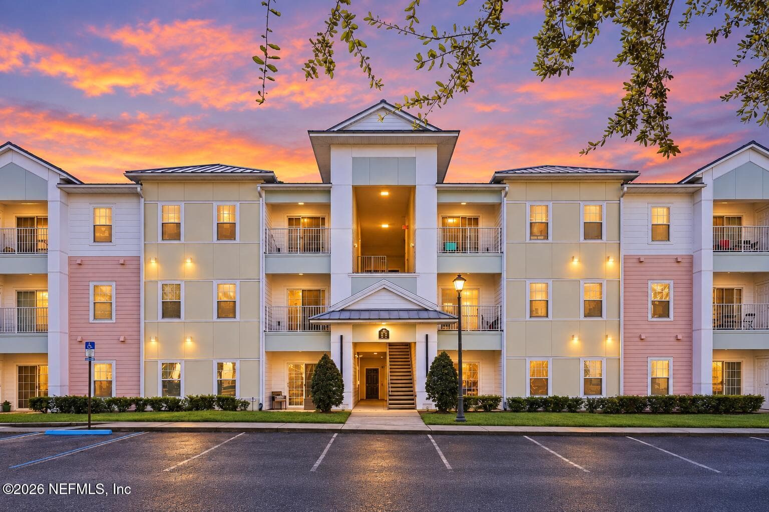 4998 KEY LIME Drive 106, Jacksonville, FL 32256
