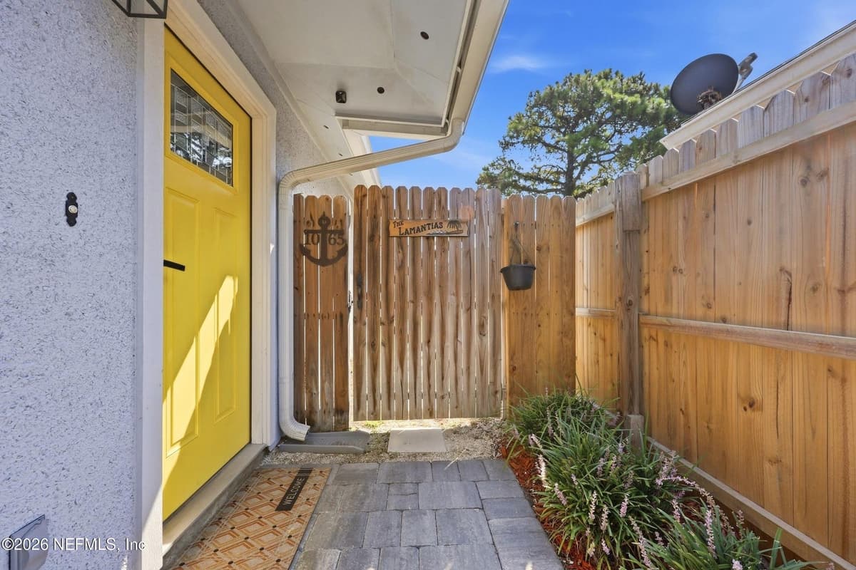 1065 HIBISCUS Street, Atlantic Beach, FL 32233, Atlantic Beach, FL - photo 3