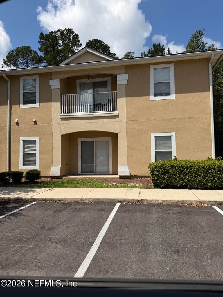 6099 MAGGIES Circle 101, Jacksonville, FL 32244