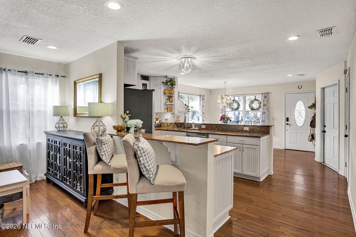 1091 13TH Street N, Jacksonville Beach, FL 32250, Jacksonville Beach, FL - photo 2