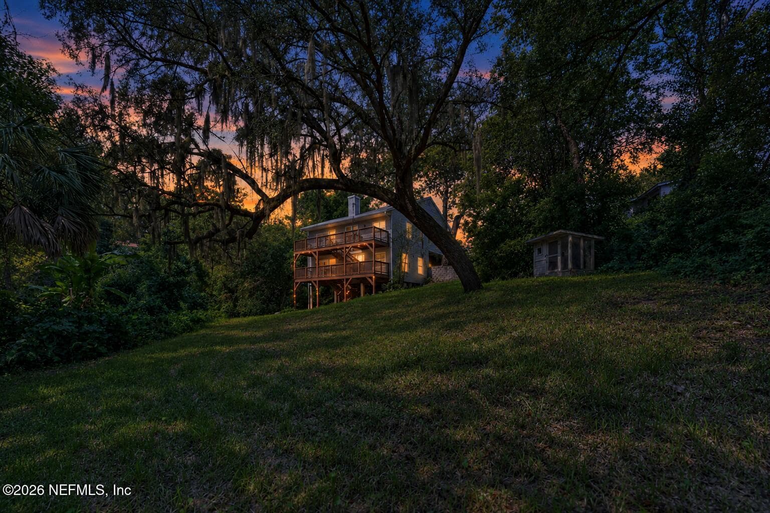 3767 HERMITAGE Road E, Jacksonville, FL 32277