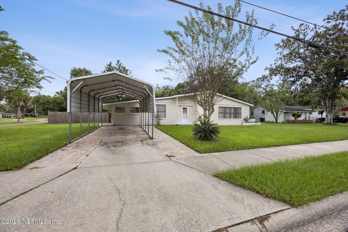 8124 SIERRA MADRE Drive W, Jacksonville, FL 32217, Jacksonville, FL - photo 3