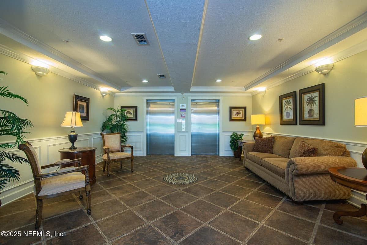4480 DEERWOOD LAKE Parkway 353, Jacksonville, FL 32216, Jacksonville, FL - photo 2