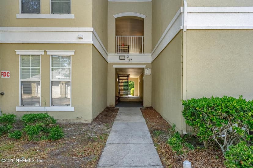 8290 GATE Parkway W 503, Jacksonville, FL 32216