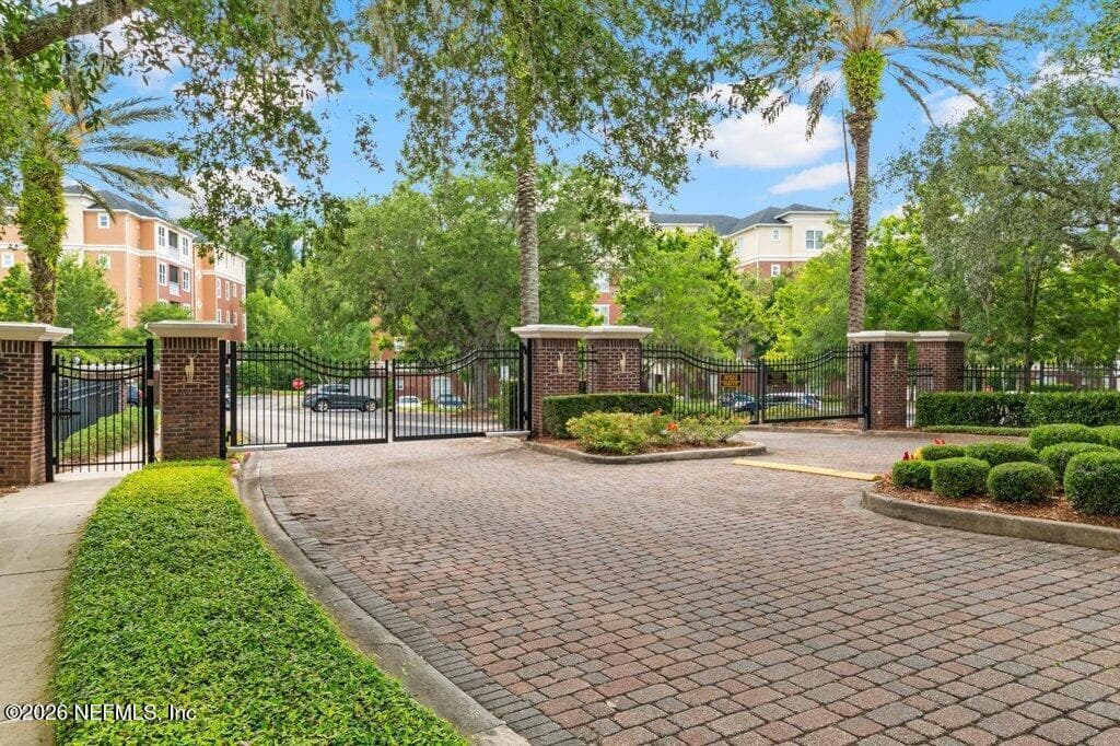 4480 DEERWOOD LAKE Parkway 352, Jacksonville, FL 32216, Jacksonville, FL - photo 2