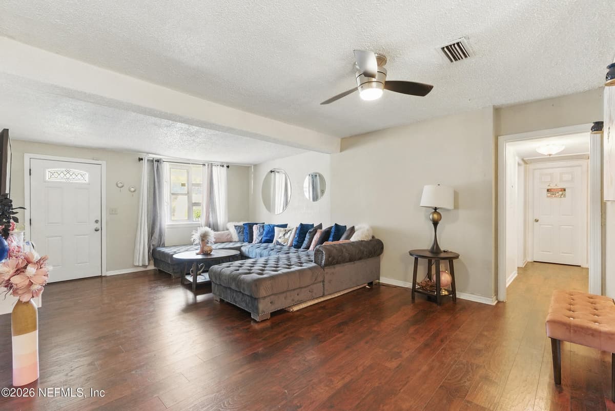4942 DONCASTER Avenue, Jacksonville, FL 32208, Jacksonville, FL - photo 3