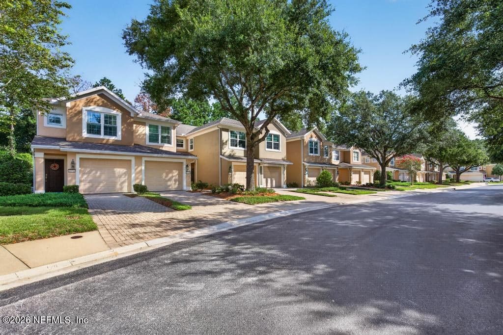 8573 LITTLE SWIFT Circle 31B, Jacksonville, FL 32256, Jacksonville, FL - photo 2