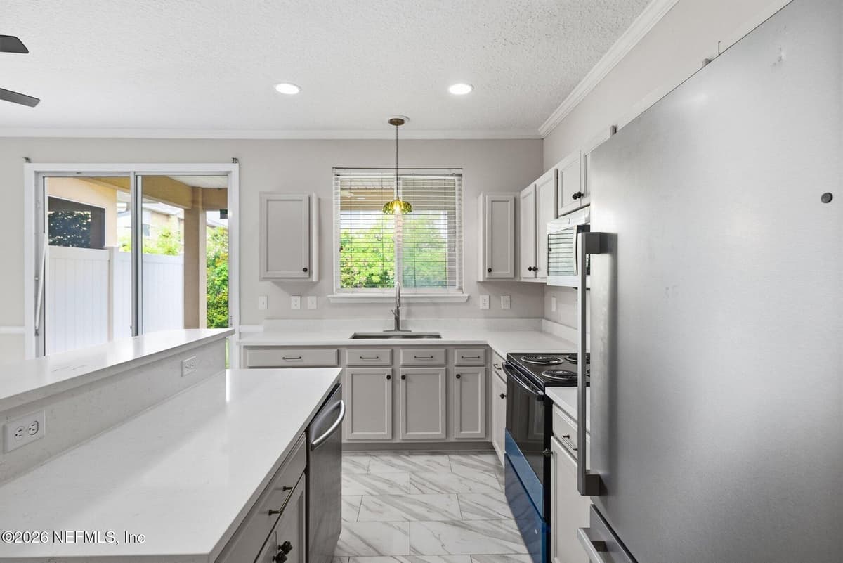 2346 RED MOON Drive, Jacksonville, FL 32216, Jacksonville, FL - photo 2