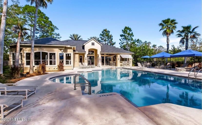 1655 THE GREENS Way 2816, Jacksonville Beach, FL 32250