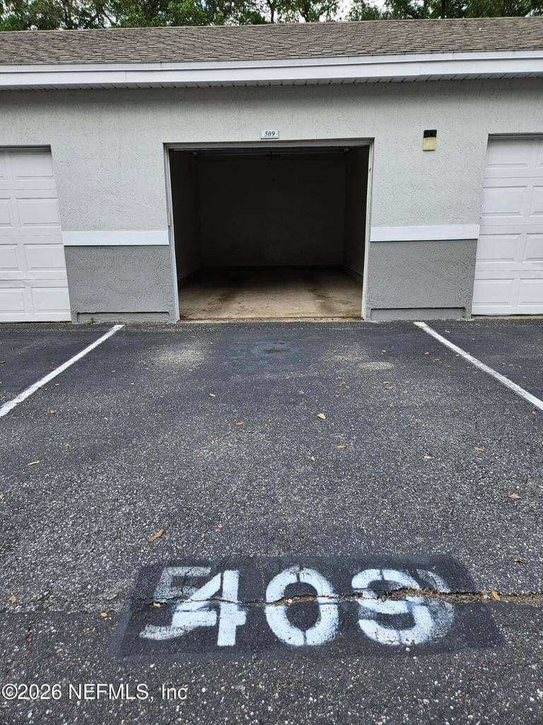 3591 KERNAN Boulevard S 323, Jacksonville, FL 33224