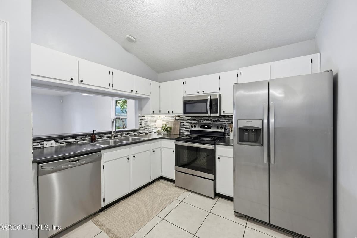 410 MAIN Street, Atlantic Beach, FL 32233, Atlantic Beach, FL - photo 3