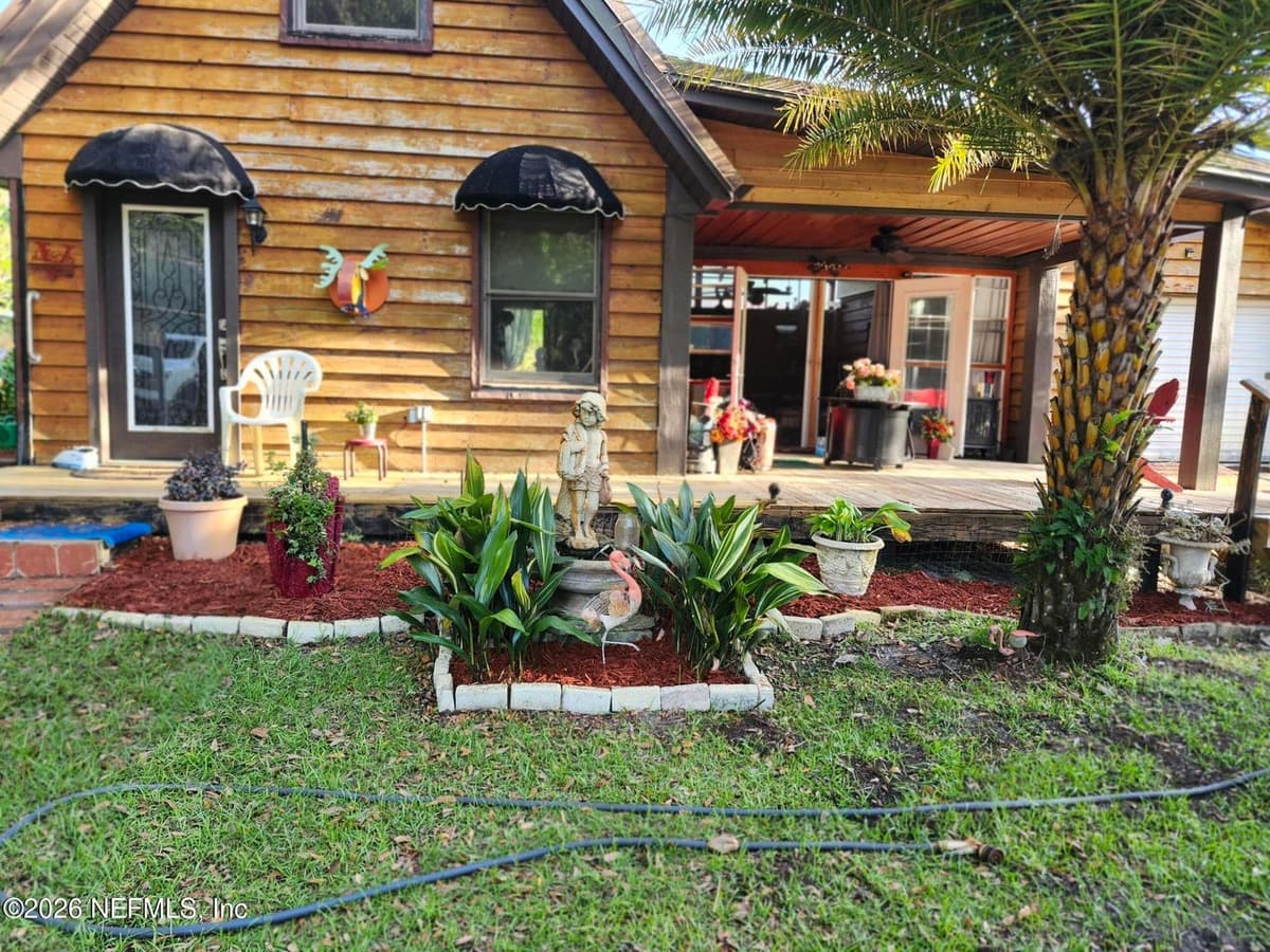115 HAYES Avenue, Crescent City, FL 32112, Crescent City, FL - photo 2